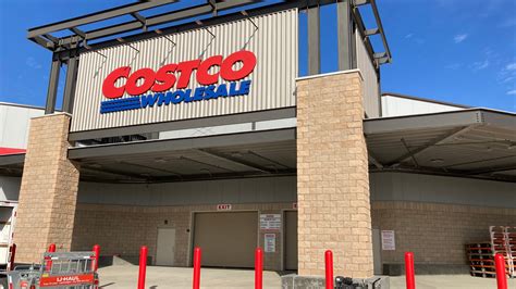 The 120,000 square-feet building will be sized down to 90,000 square feet and converted to a shopping center. . Costco redding ca